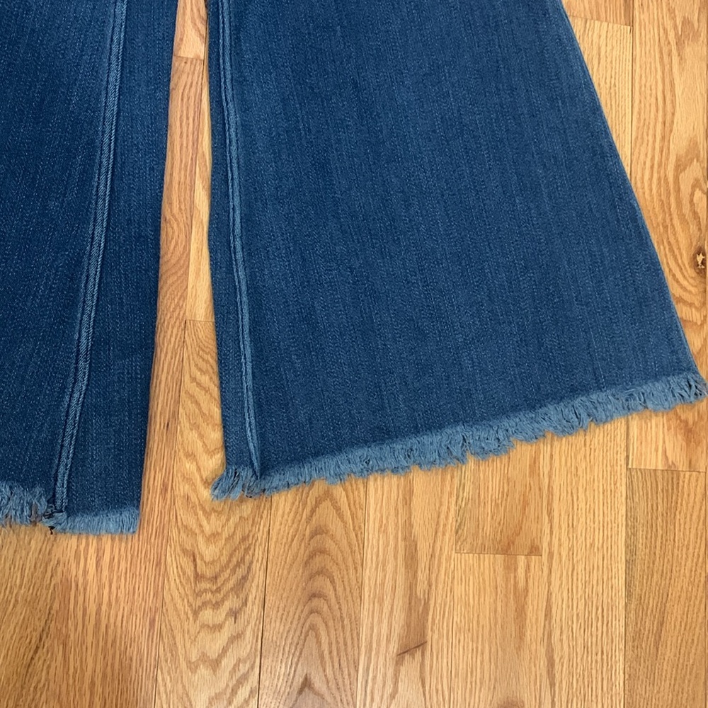 Jeans - Picture 3 of 8